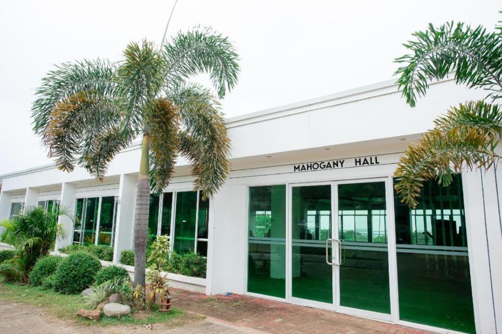 Ultra Winds Mountain Resort (Adults Only) Cagayan de Oro Exterior photo