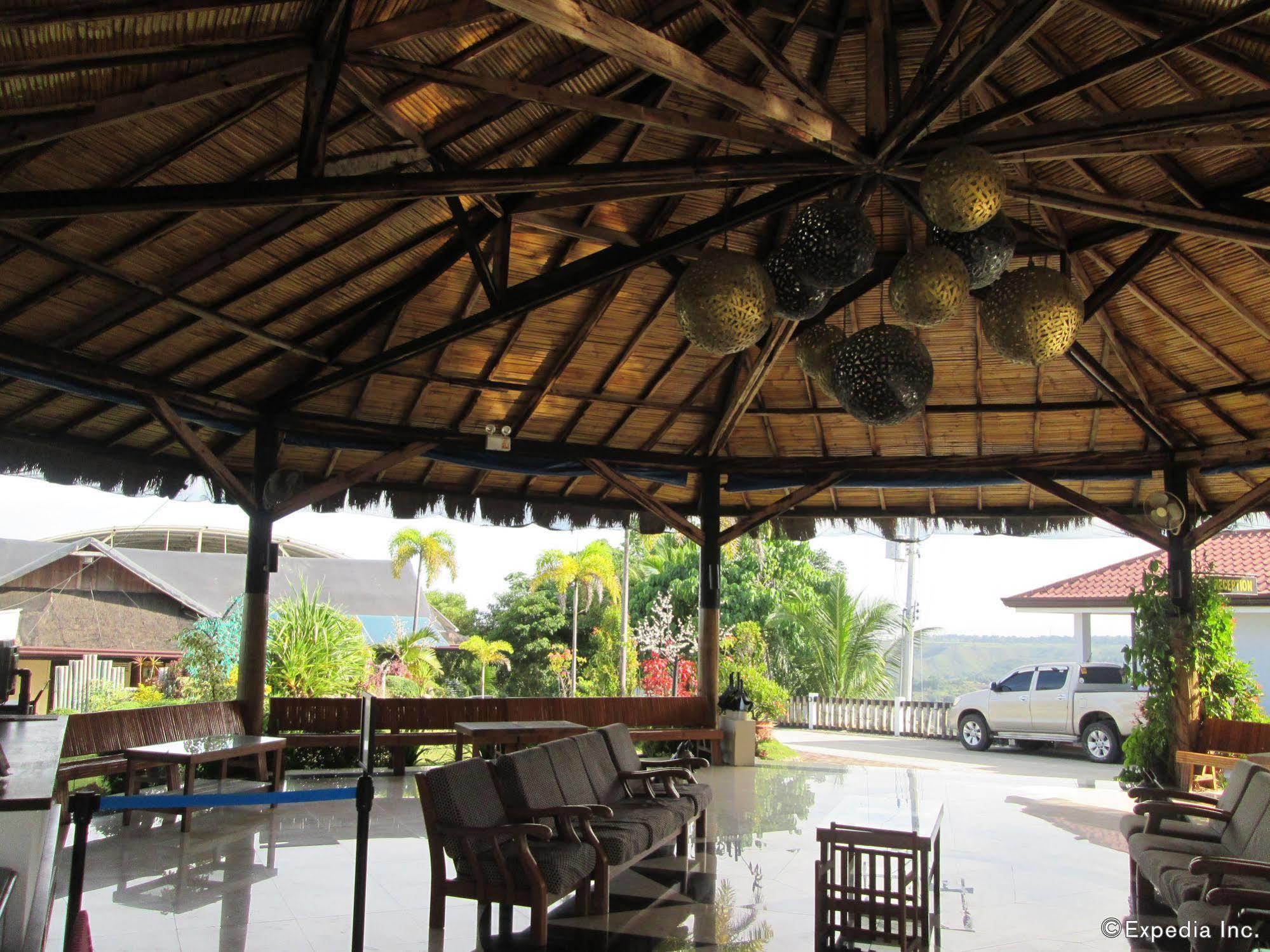 Ultra Winds Mountain Resort (Adults Only) Cagayan de Oro Exterior photo
